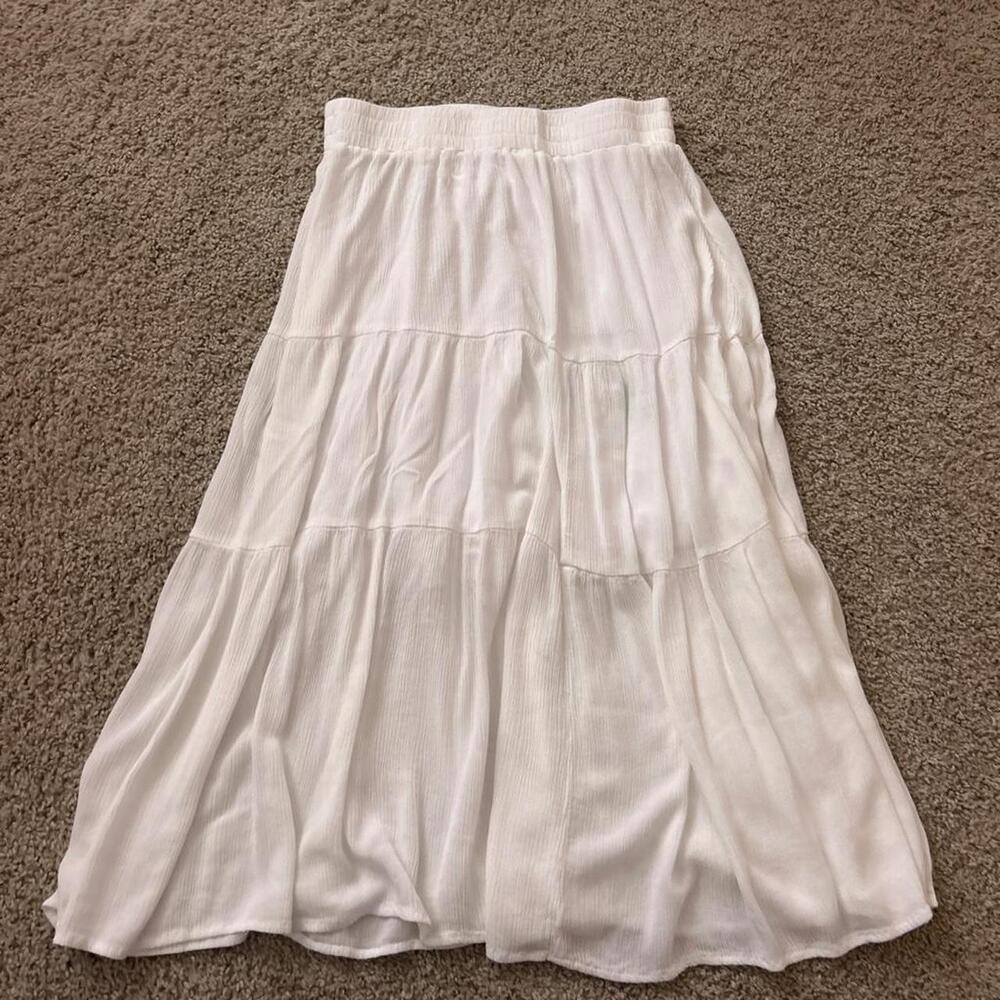 White Tiered Crinkle Midi Skirt